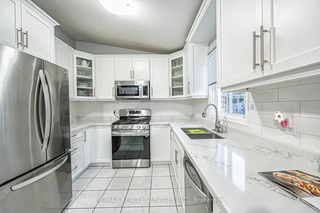 Additional property image - 172 Alderlea Ave