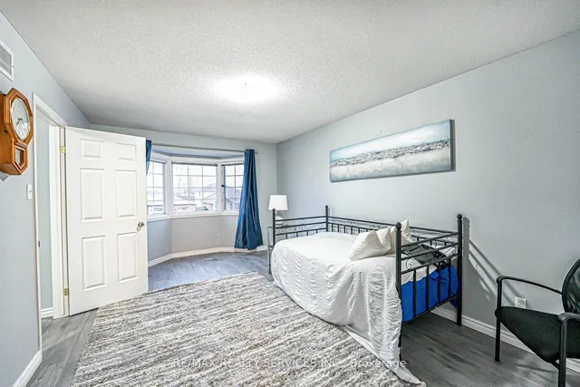 Additional property image - 172 Alderlea Ave