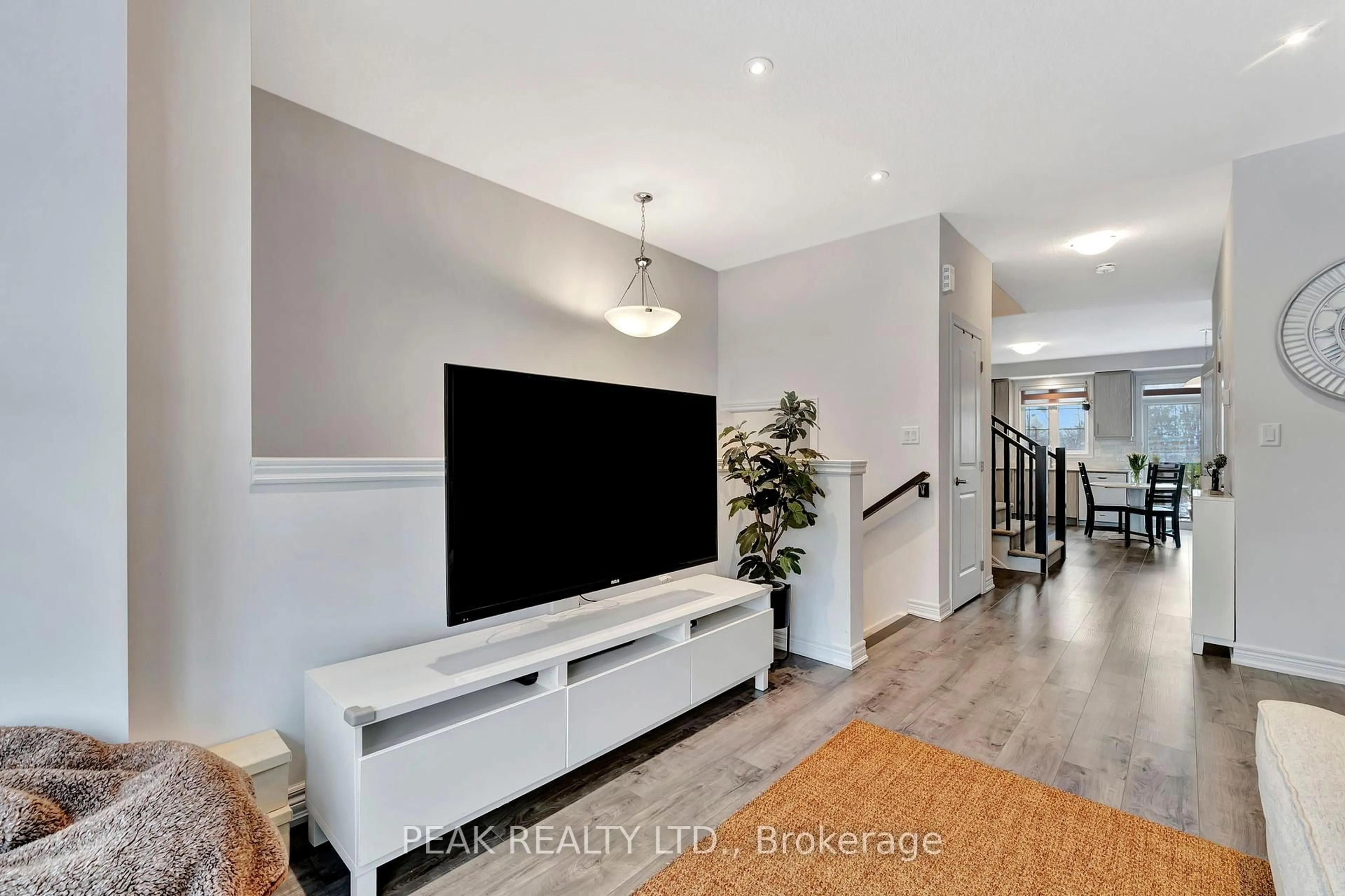 Unknown for 120 Court Dr #74, Brant Ontario N3L 0N2