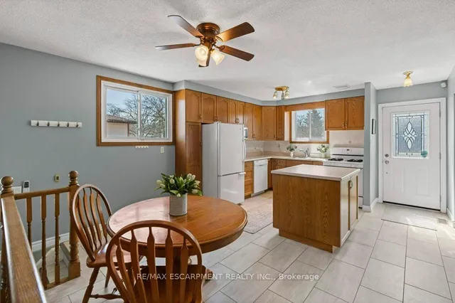 Additional property image - 121 Gordon Drummond Ave