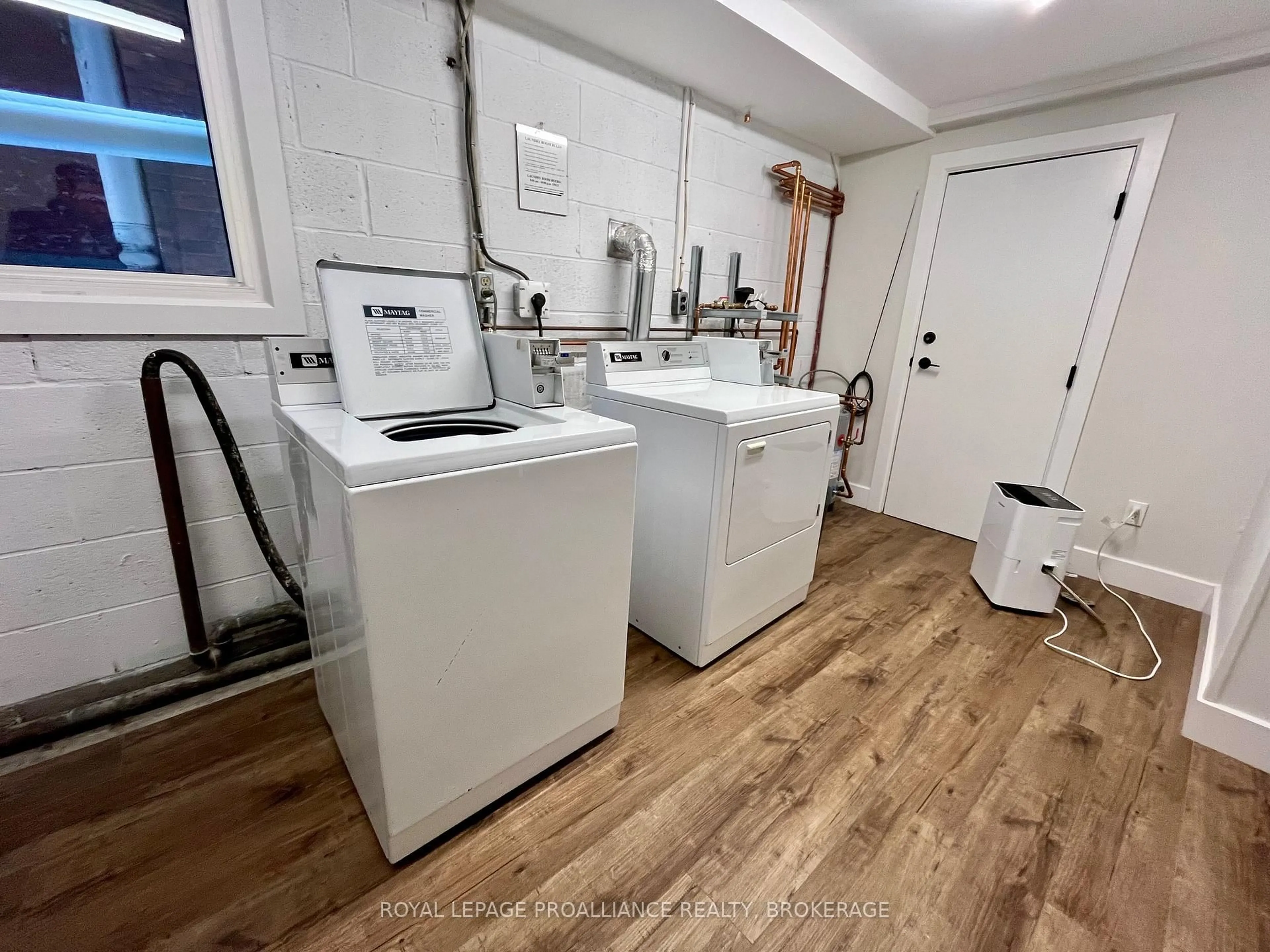 Laundry room for 174 King St, Kingston Ontario K7L 3A2