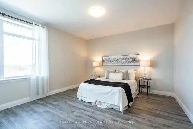 Additional property image - 1 Redfern Ave Unit 441