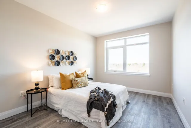 Additional property image - 1 Redfern Ave Unit 441