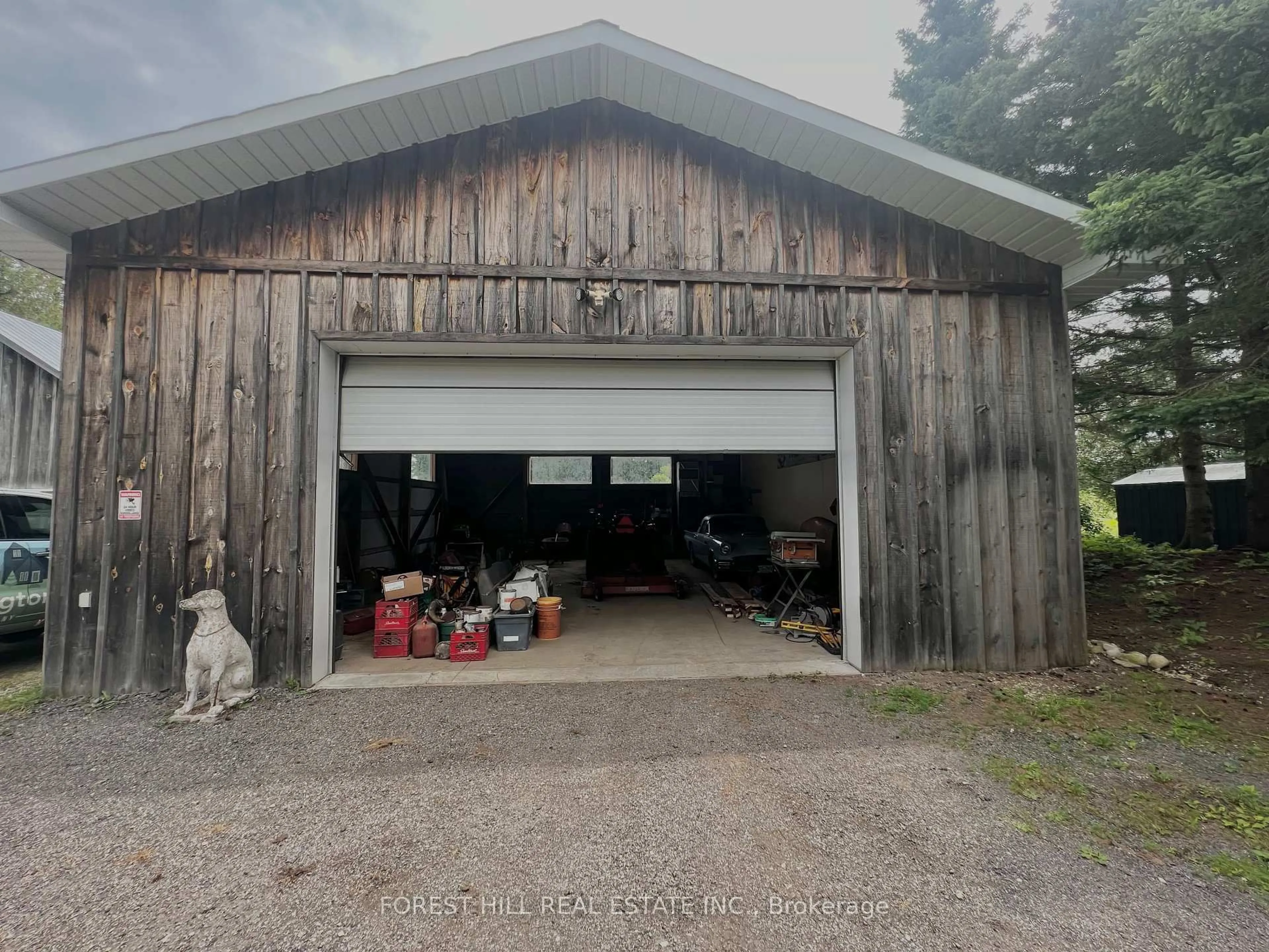 Indoor garage for 502094 Highway 89 N/A, East Luther Grand Valley Ontario L9W 3W8