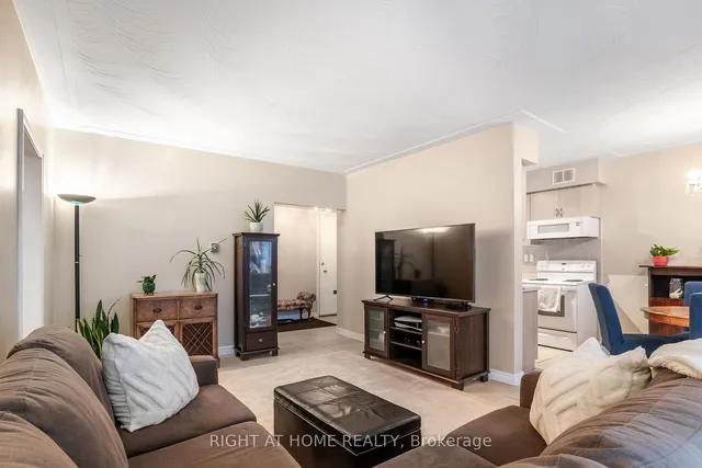 Additional property image - 8 Woodman Dr Unit 207