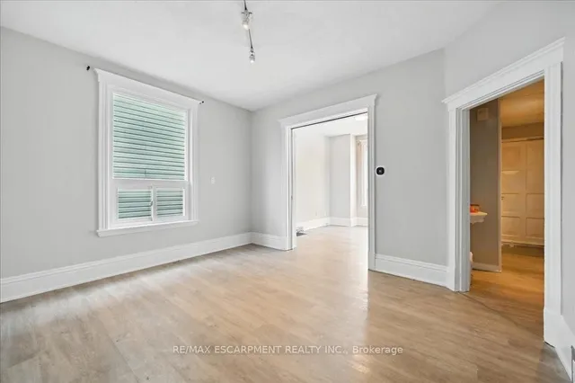 Additional property image - 15 Huron St