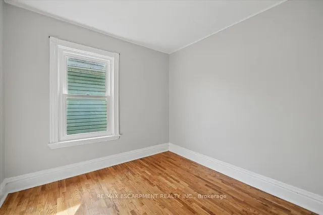 Additional property image - 15 Huron St