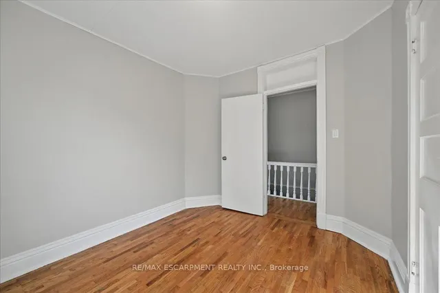 Additional property image - 15 Huron St