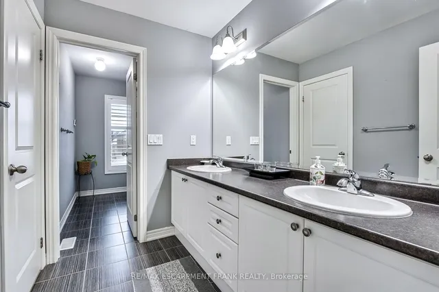 Additional property image - 30 Curran Rd