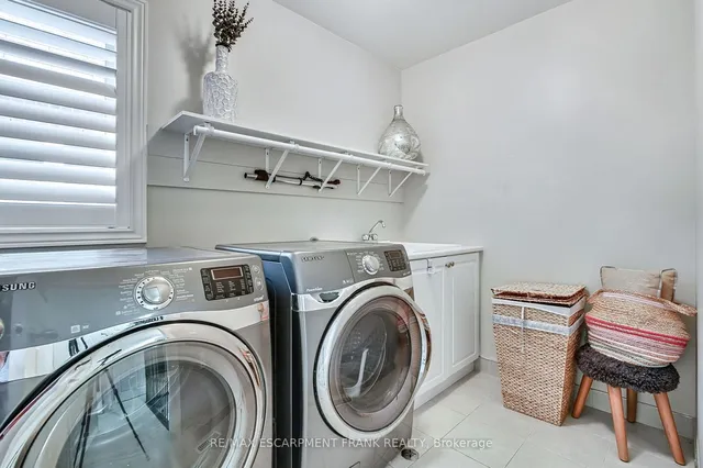 Additional property image - 30 Curran Rd