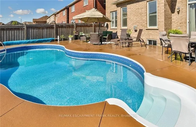 Additional property image - 30 Curran Rd