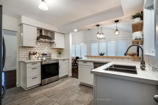Additional property image - 157 LAURIER Ave