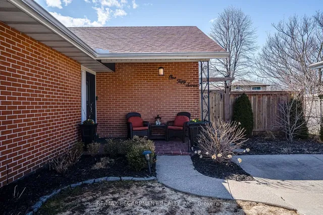 Additional property image - 157 LAURIER Ave