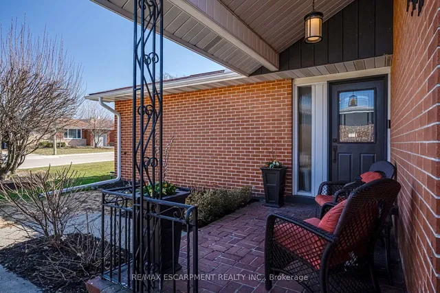 Additional property image - 157 LAURIER Ave