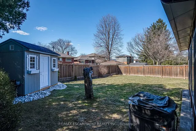 Additional property image - 157 LAURIER Ave
