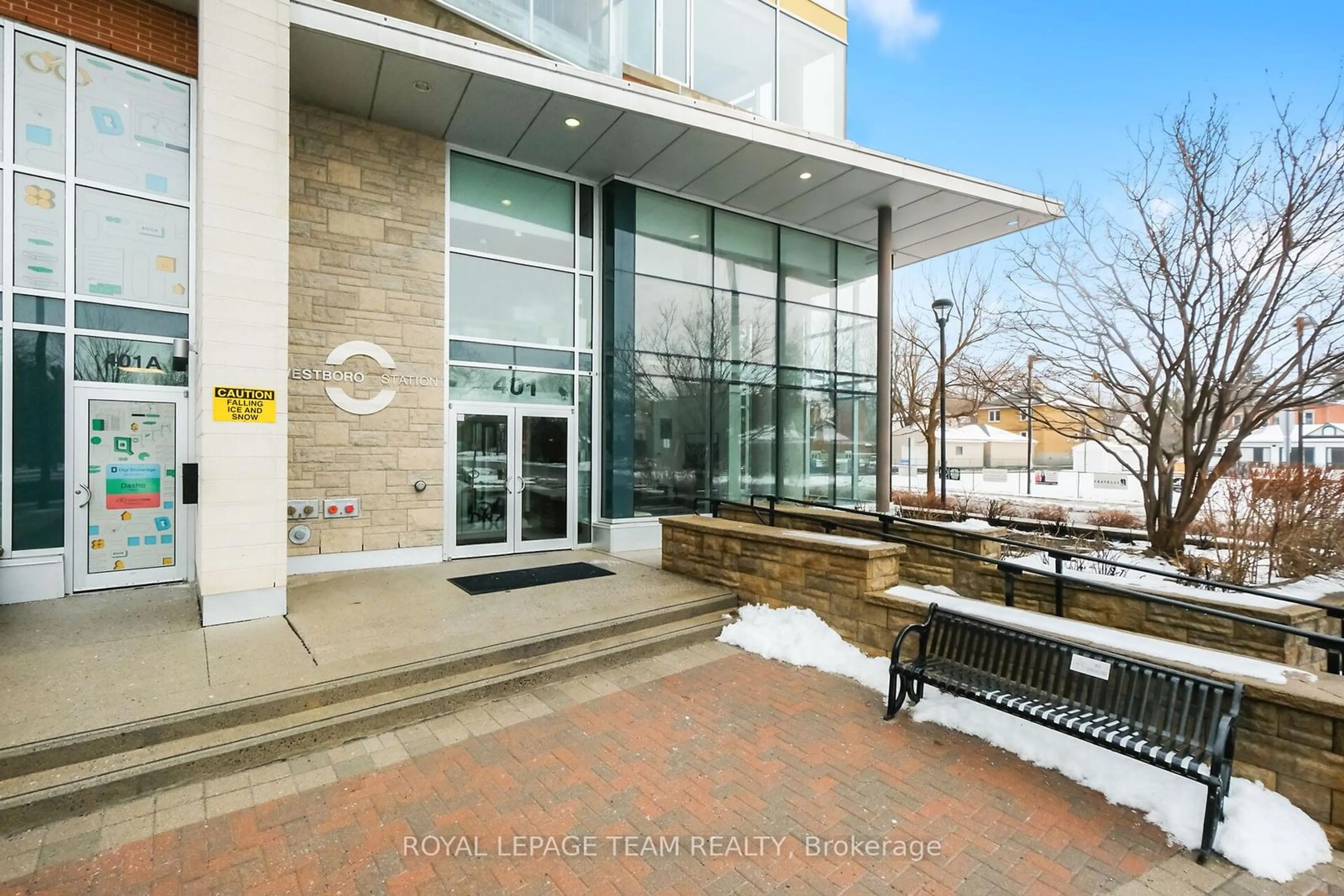 Unknown for 401 Golden Ave #704, Ottawa Ontario K2A 1H4
