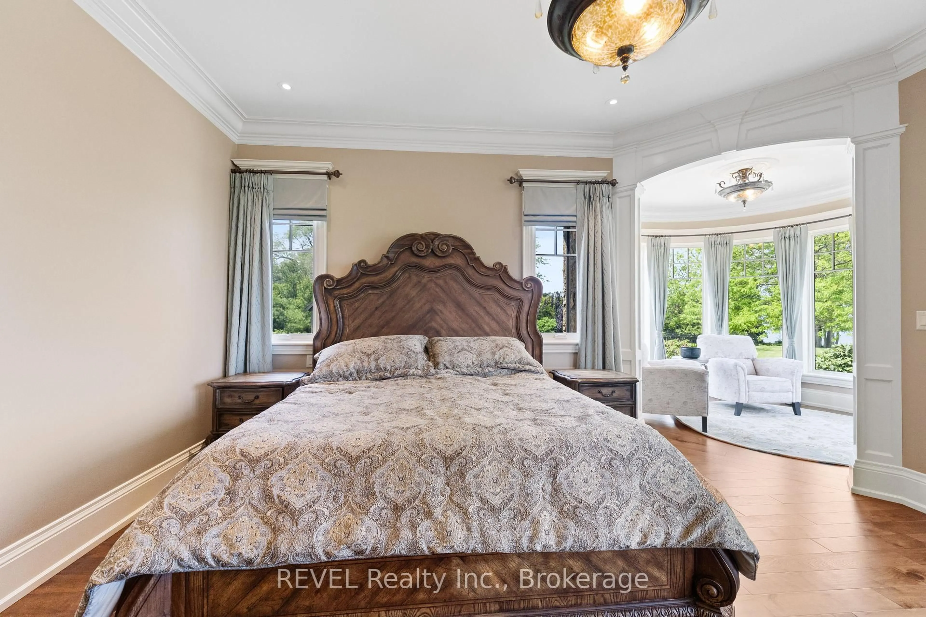 Bedroom with bed, unknown for 1234 Lakeshore Rd, Niagara-on-the-Lake Ontario L0S 1J0