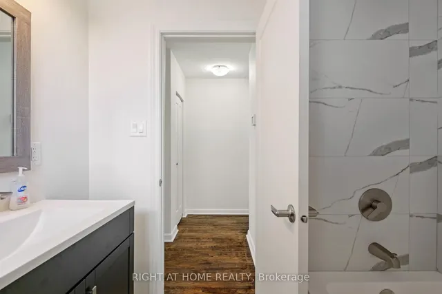Additional image 25 of 62 Cloke Crt