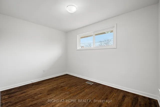 Additional image 21 of 62 Cloke Crt