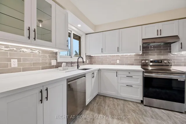 Additional image 28 of 62 Cloke Crt