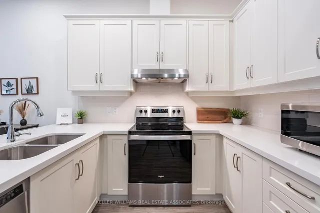 Additional property image - 30 Hamilton St Unit 109