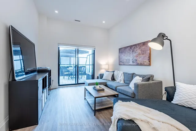 Additional property image - 30 Hamilton St Unit 109
