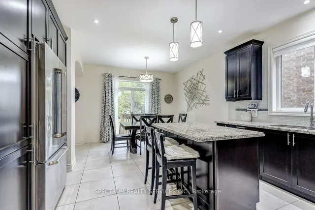 Additional property image - 35 Chaumont Dr