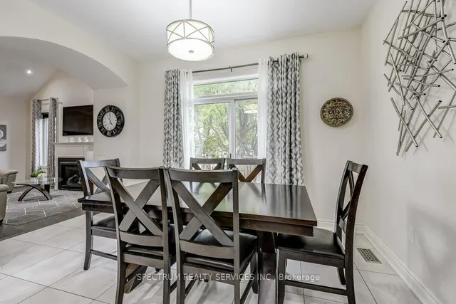 Additional property image - 35 Chaumont Dr