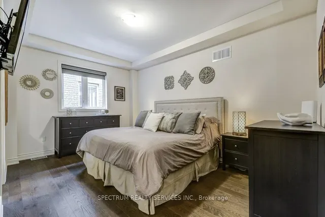Additional property image - 35 Chaumont Dr