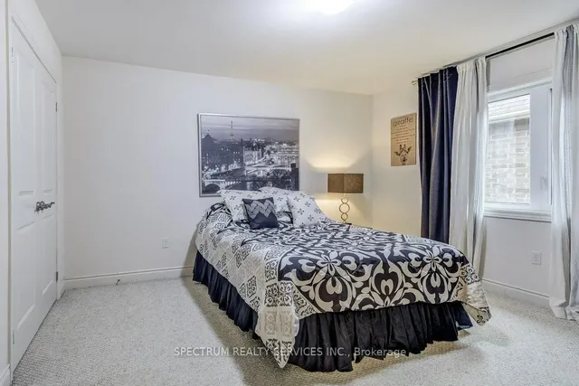 Additional property image - 35 Chaumont Dr