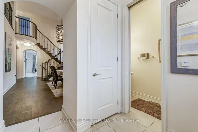 Additional property image - 35 Chaumont Dr