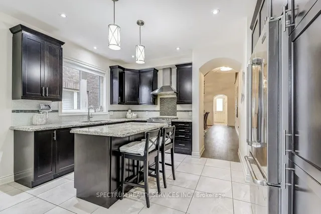 Additional property image - 35 Chaumont Dr