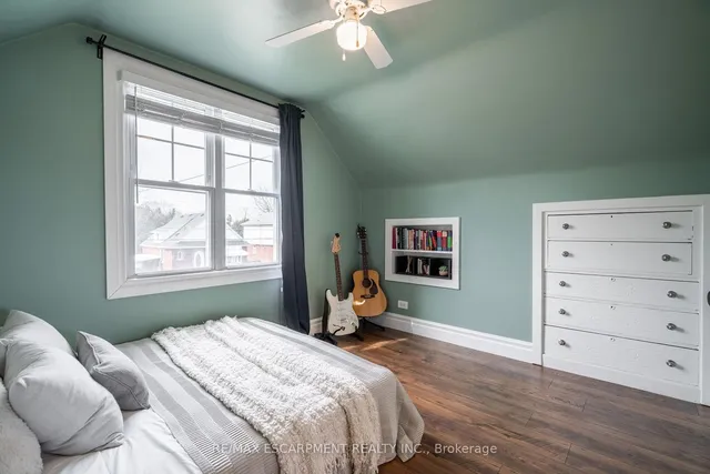 Additional property image - 277 East 18th St