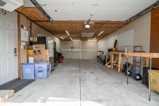 Additional property image - 277 East 18th St