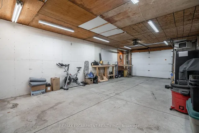 Additional property image - 277 East 18th St