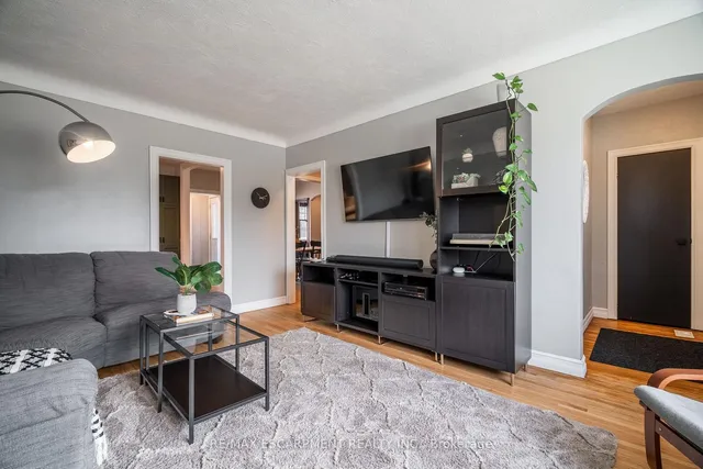 Additional property image - 277 East 18th St