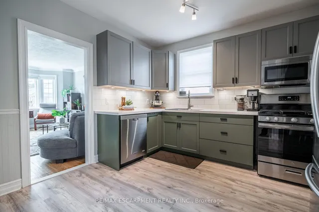 Additional property image - 277 East 18th St