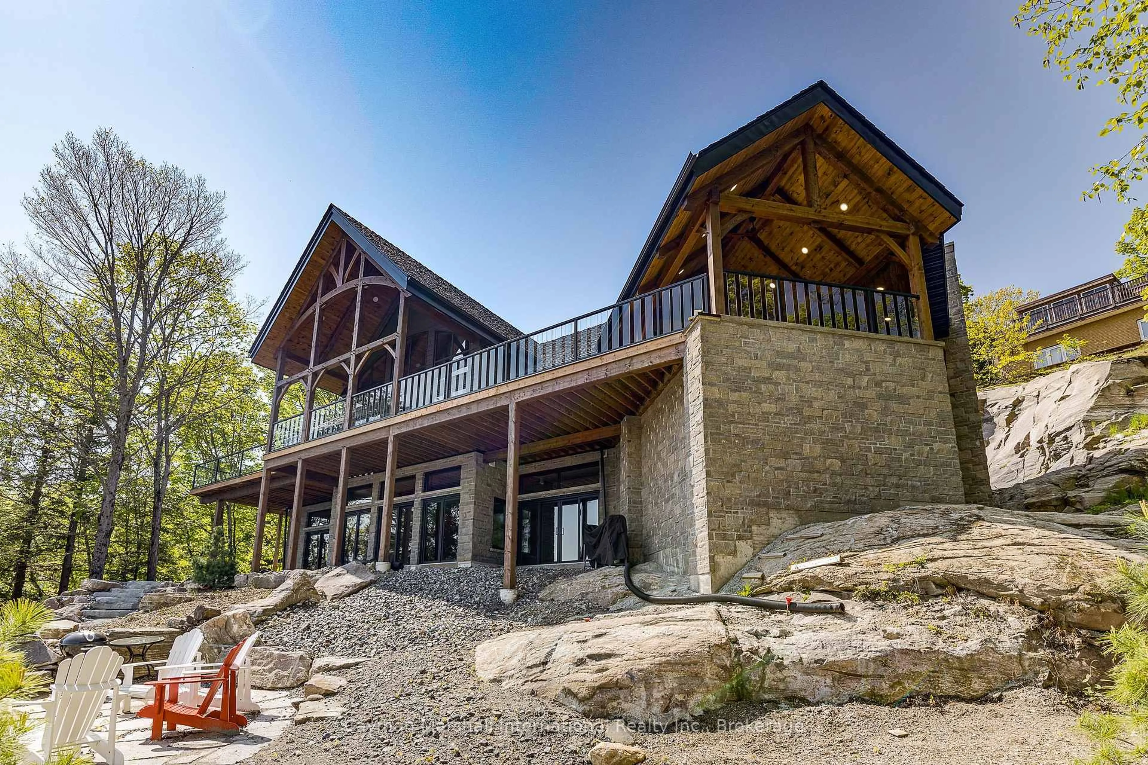 Unknown for 1668 Beaumont Dr, Bracebridge Ontario P1L 1X2