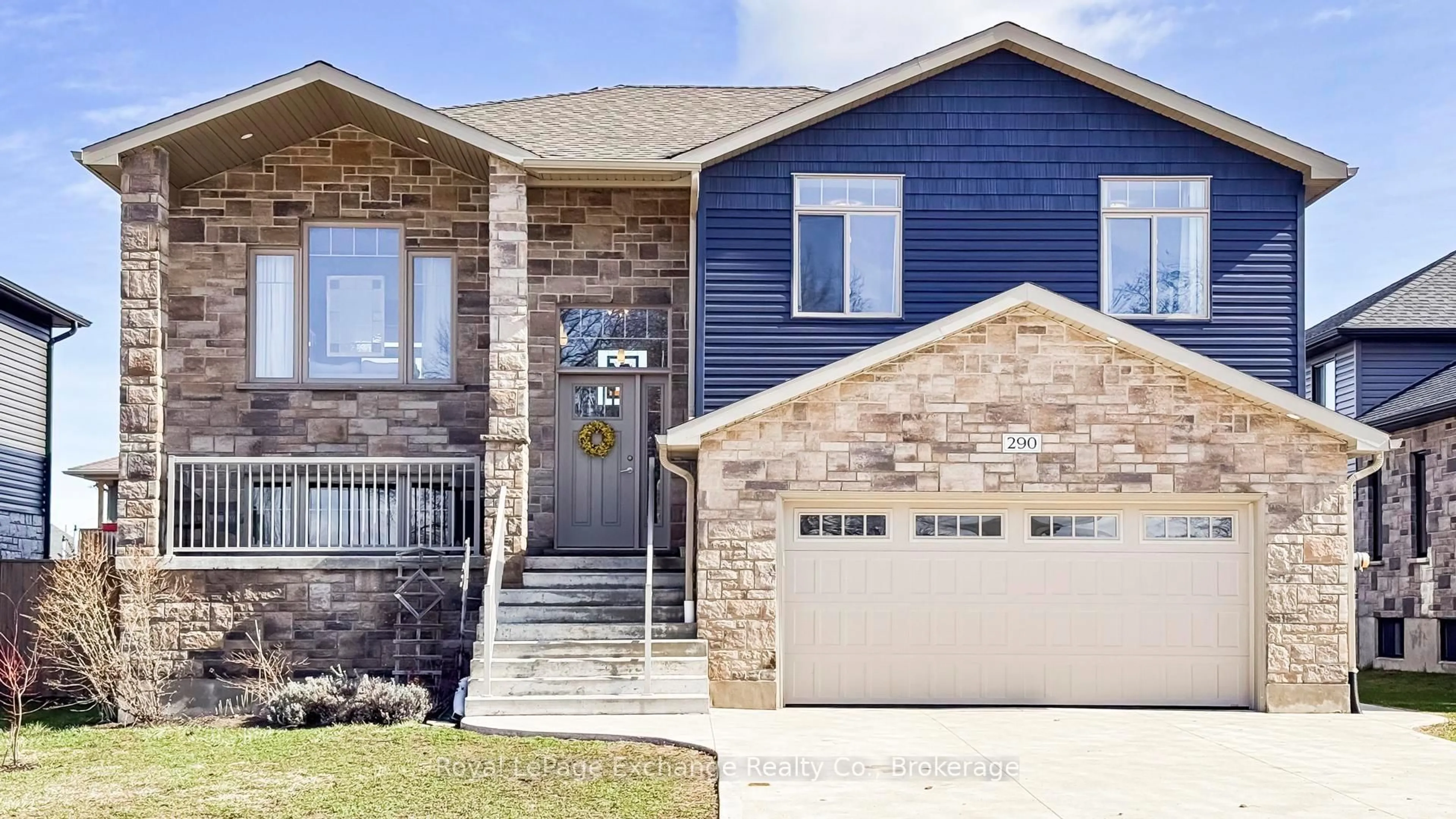 Home with brick exterior material, street for 290 Saratoga Rd, Kincardine Ontario N2Z 2N3