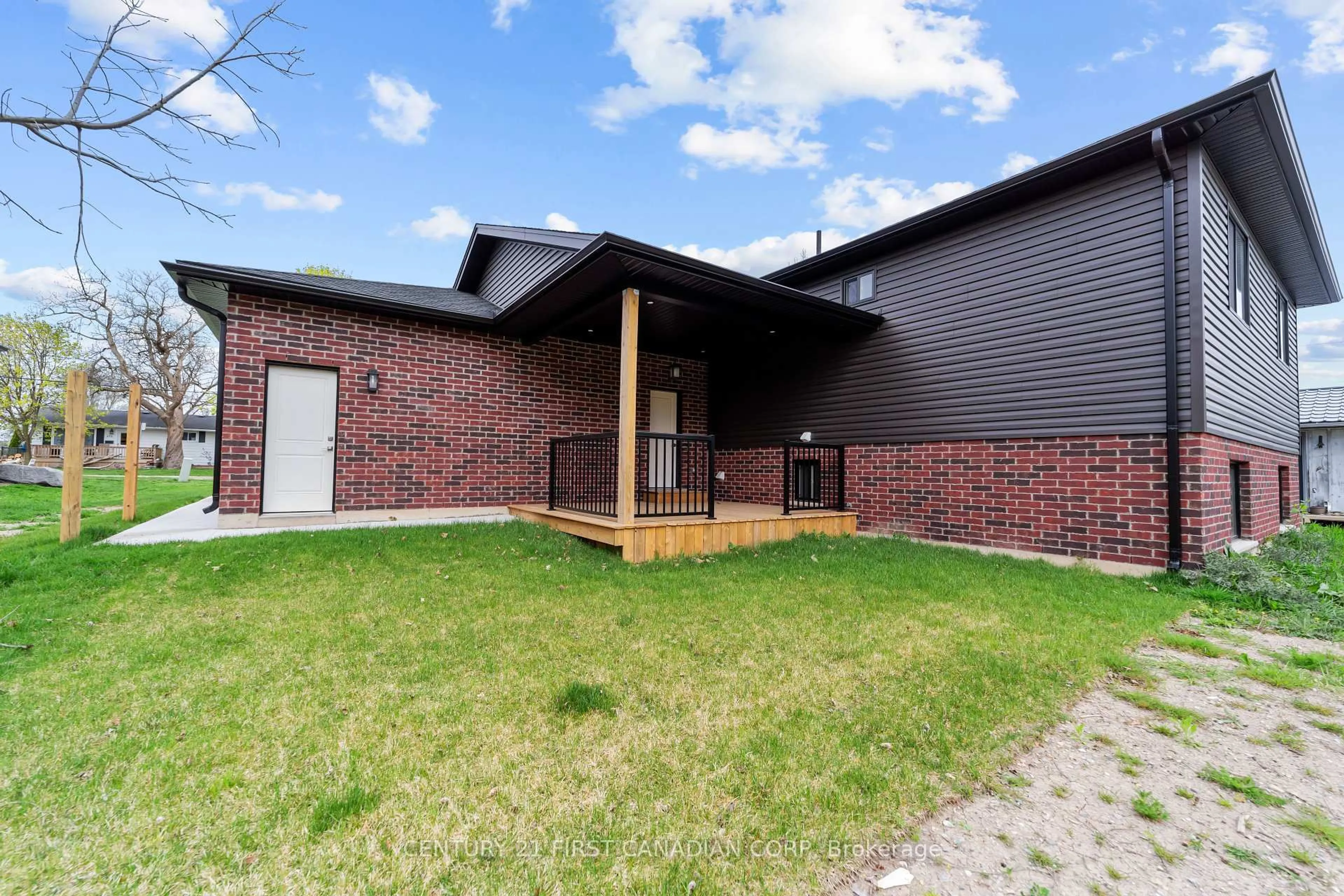 Home with brick exterior material, unknown for 134 King St, Lambton Shores Ontario N0M 2L0