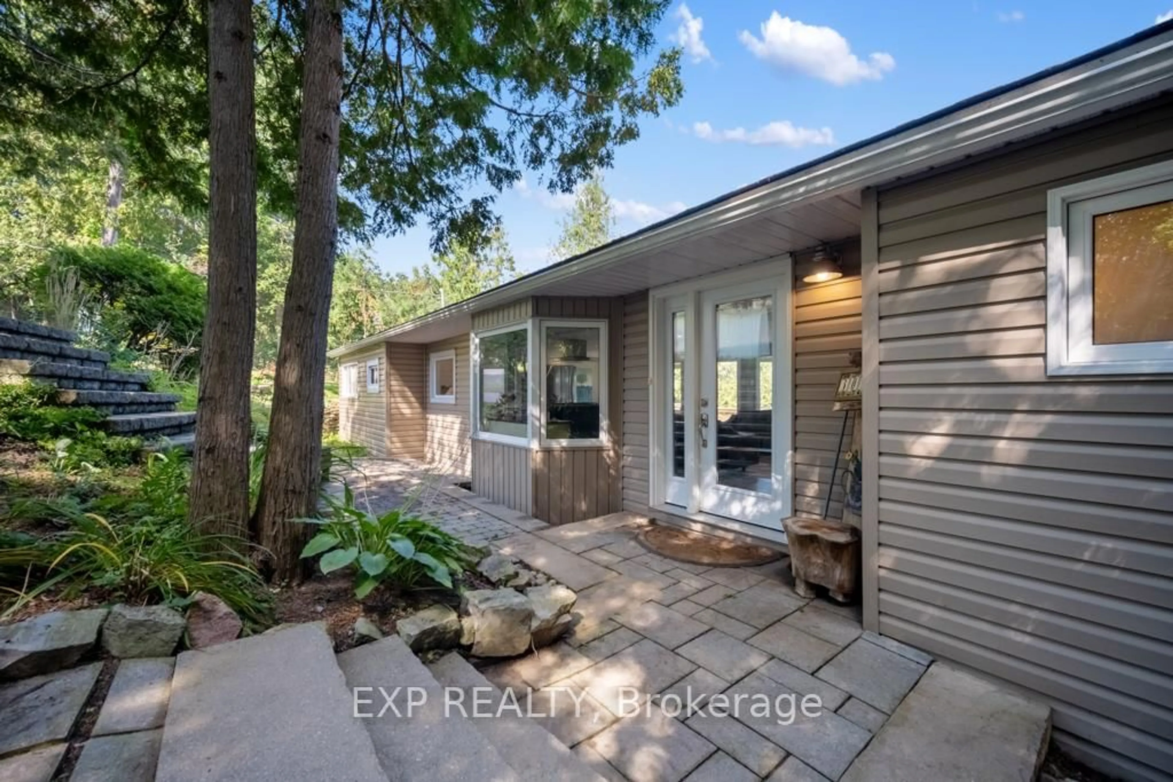Unknown for 3094 Barlow Cres, Ottawa Ontario K0A 1T0