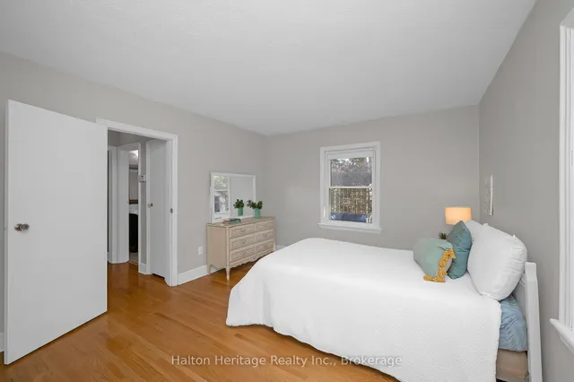 Additional property image - 1386 Centre Rd