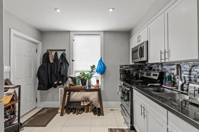 Additional property image - 181 West Ave