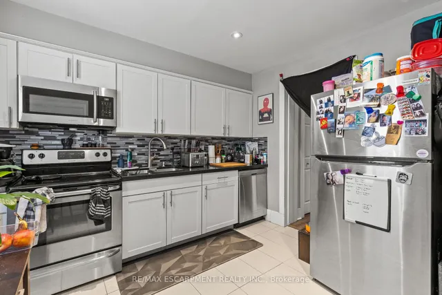 Additional property image - 181 West Ave