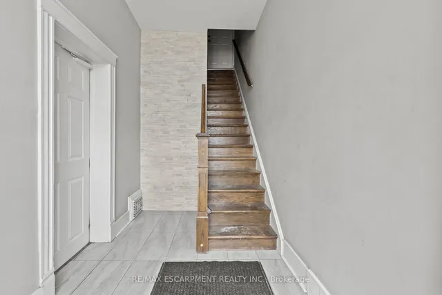 Additional property image - 181 West Ave