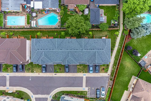 Additional property image - 70 Dewberry Dr