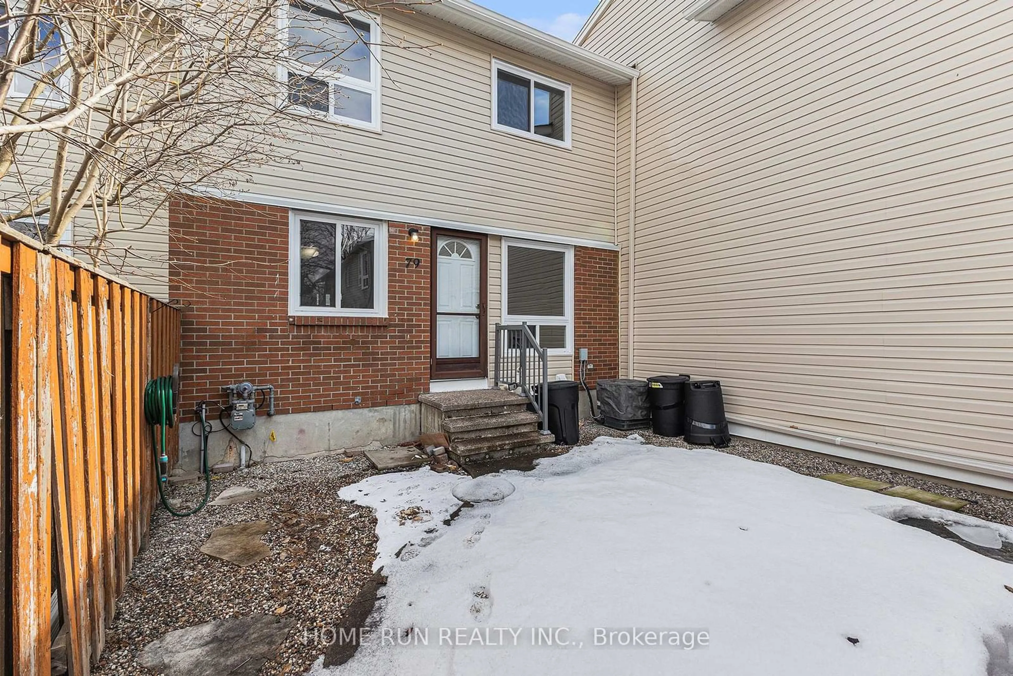 Patio, street for 79 THISTLEDOWN Crt, Ottawa Ontario K2J 1J4