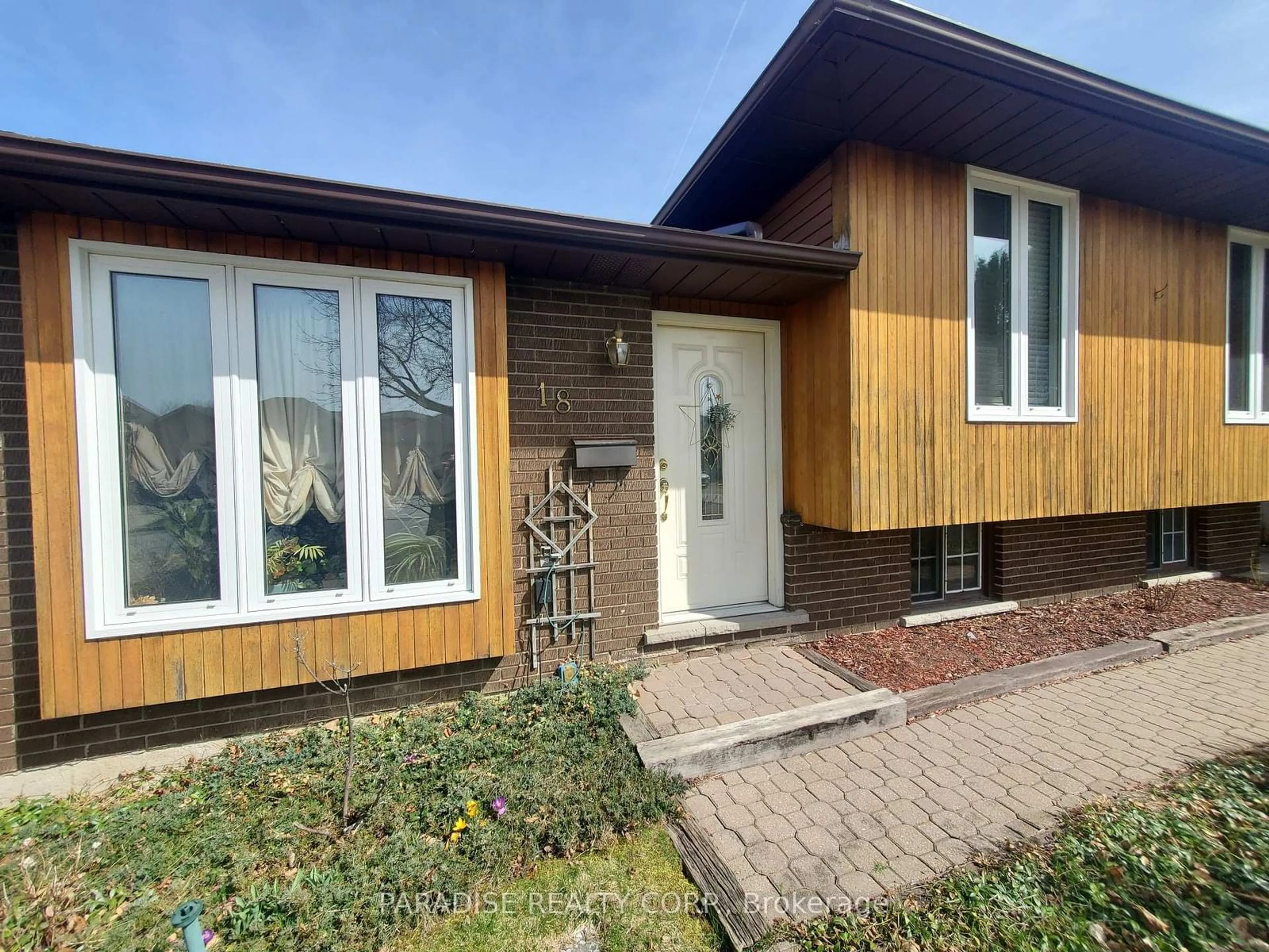 Home with brick exterior material, street for 18 Willcher Dr, St. Catharines Ontario L2M 7C8