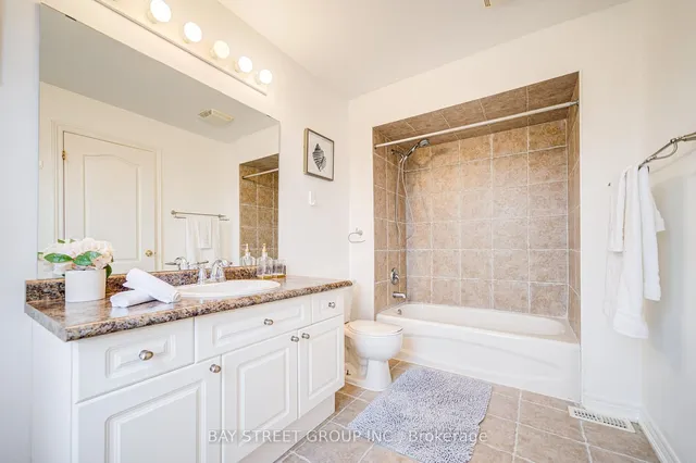 Additional property image - 1085 Harrogate Dr Unit 54