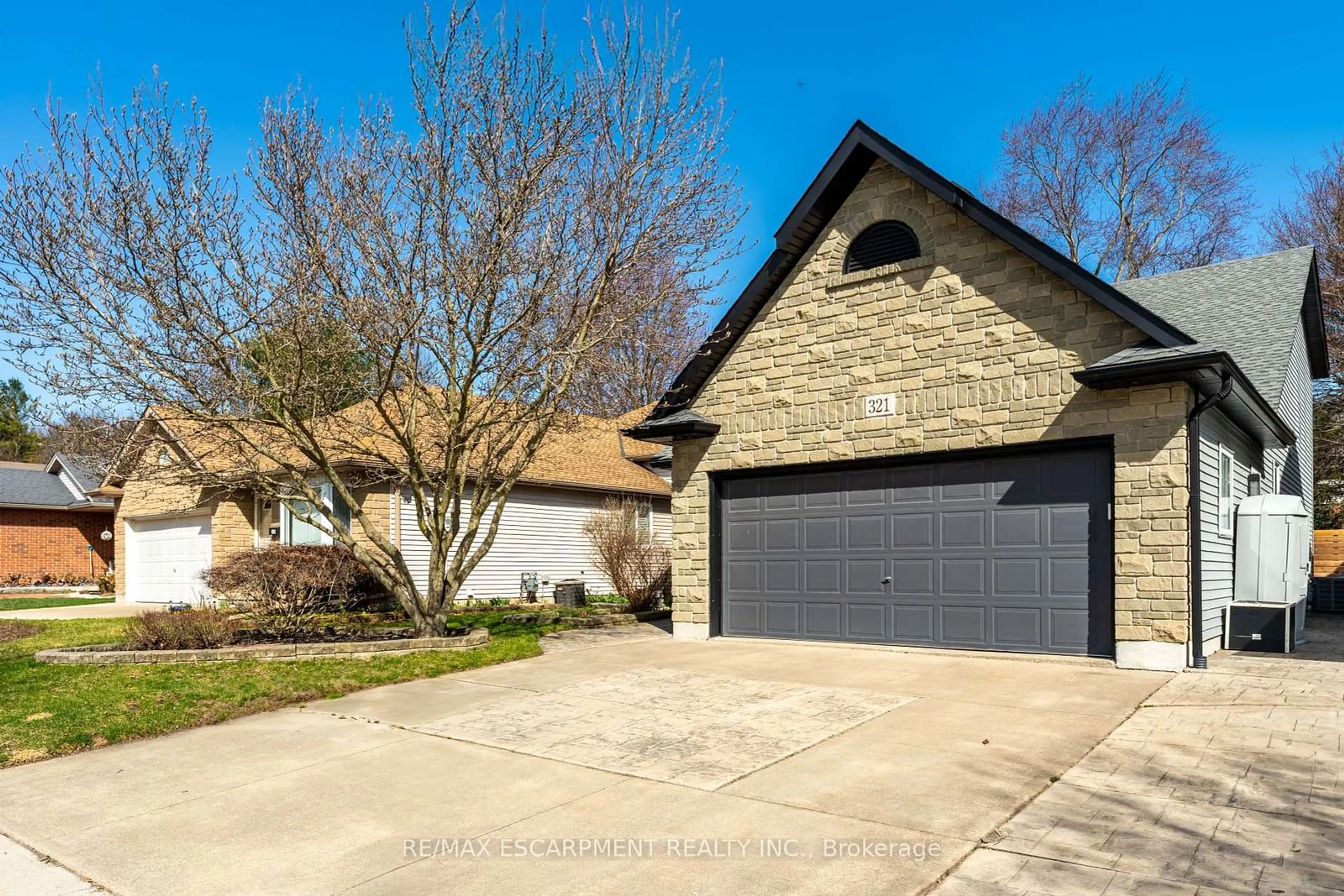 Unknown for 321 Beckett Cres, Pelham Ontario L0S 1E4